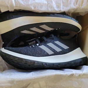 NIB - Adidas Sensebounce+ Black Athletic Running Shoes G27384 Women's Size 7